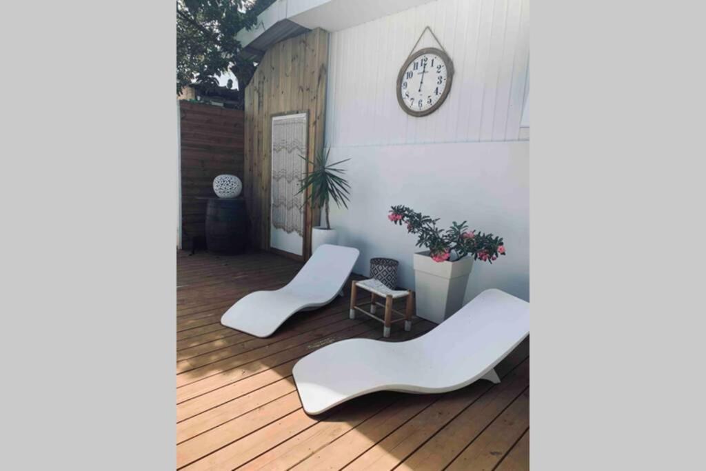 La Caze Amoremieve Pour Un Sejour Cozy A St Pierre Saint-Pierre Kültér fotó